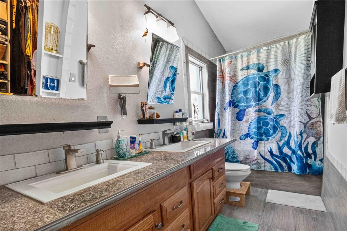 1703 LARABIE COURT — photo 16 of 44