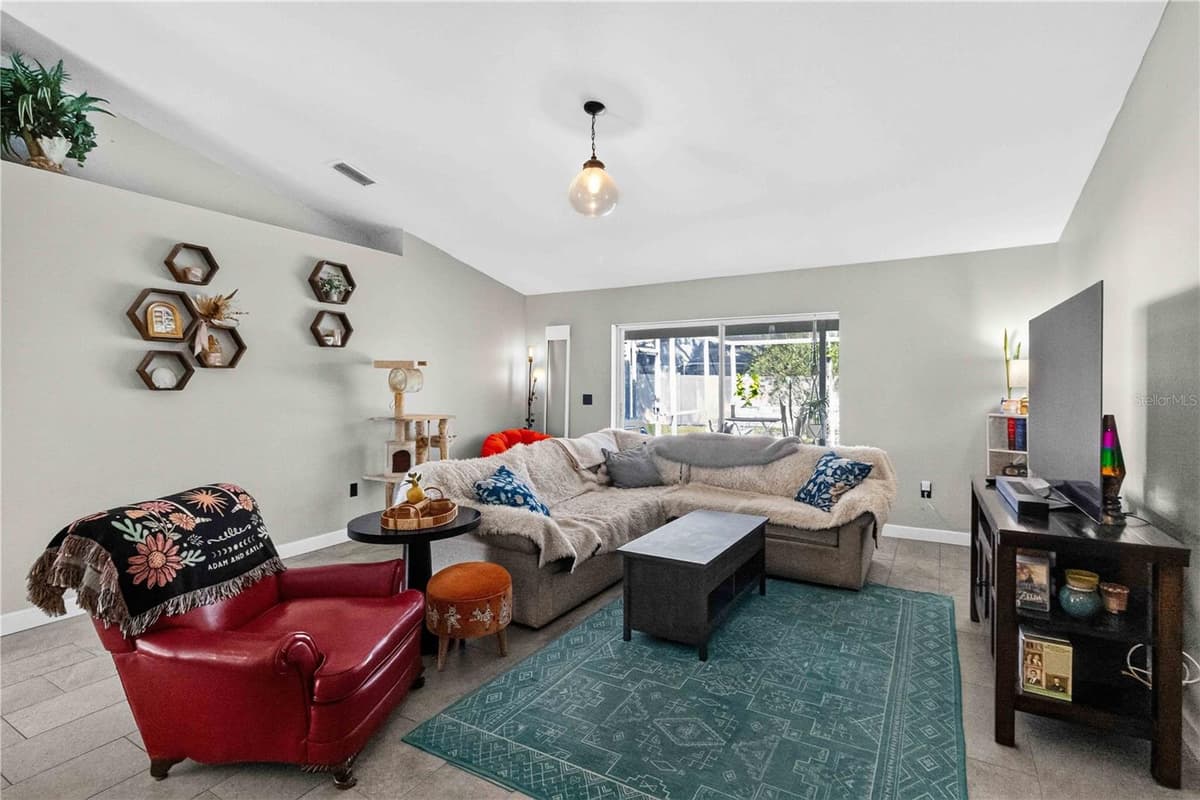 1703 LARABIE COURT — photo 10 of 44