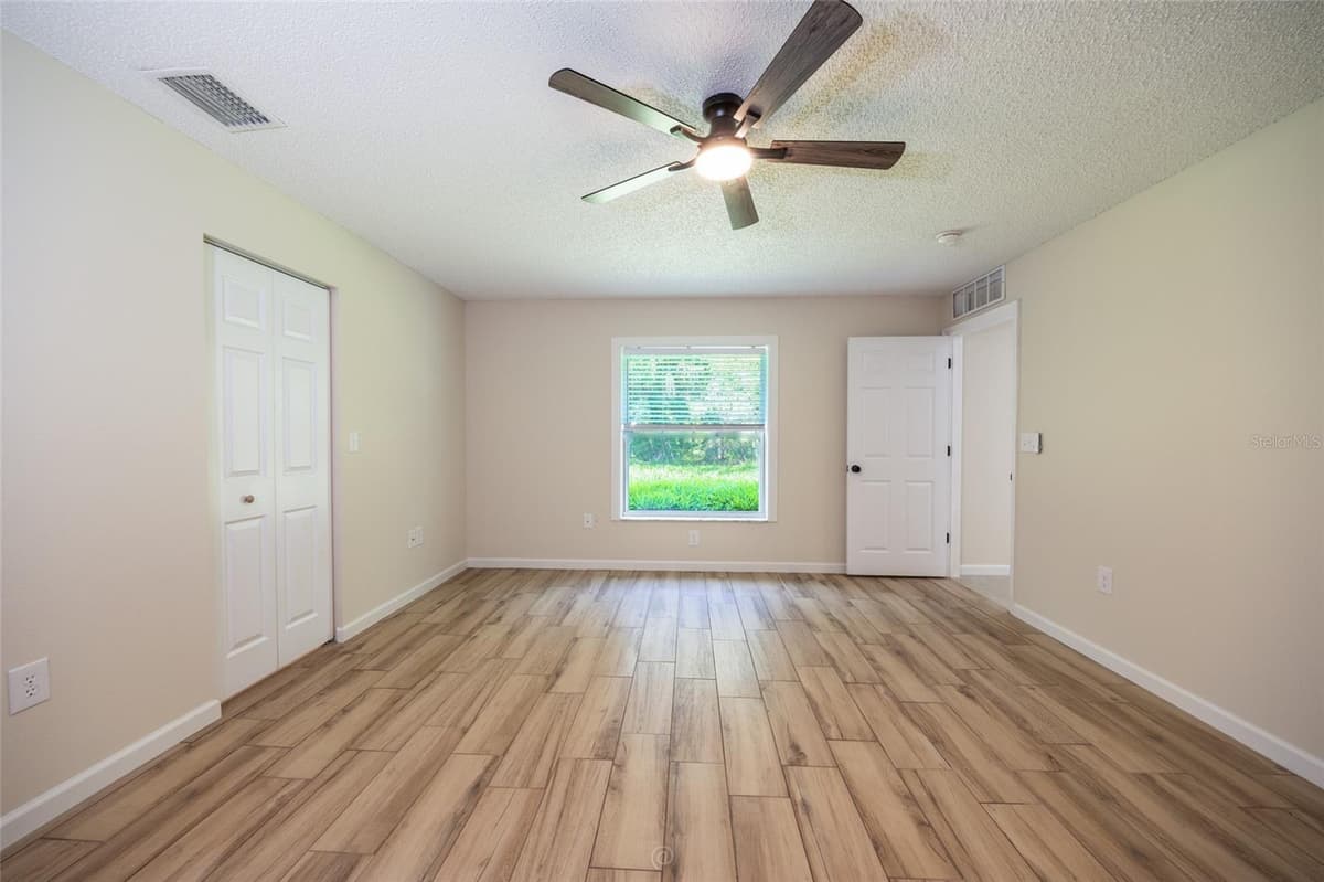 19 BURRELL PLACE — photo 19 of 41
