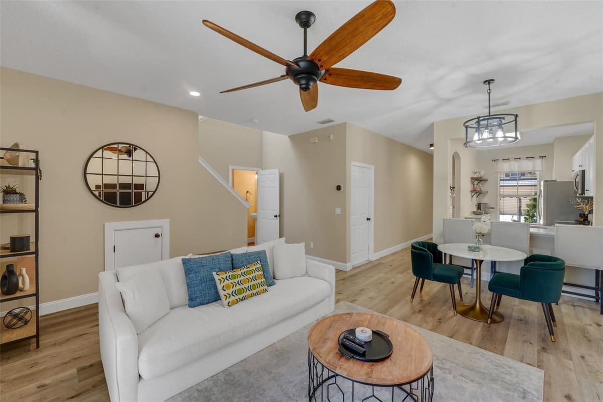 1111 LONG OAK WAY — photo 4 of 22