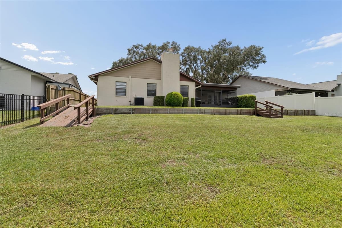 653 TIMBER POND DRIVE — photo 54 of 72