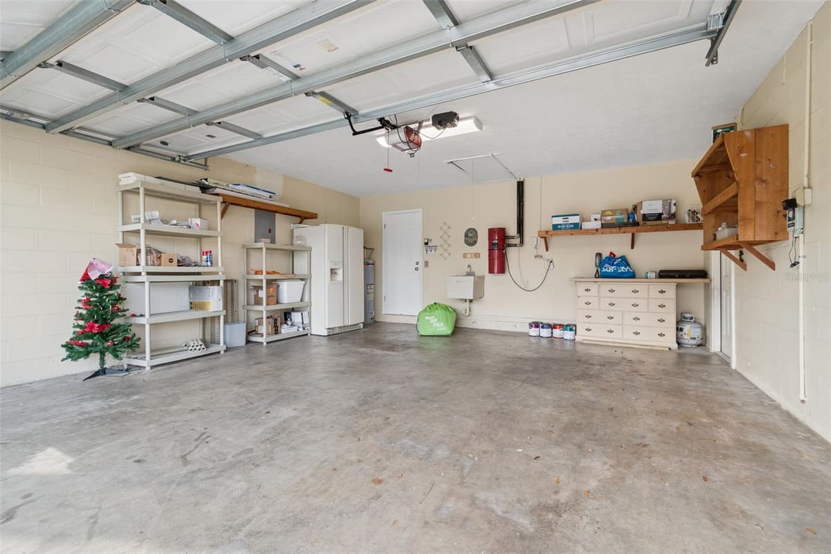 653 TIMBER POND DRIVE — photo 45 of 72