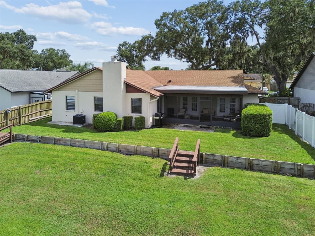 653 TIMBER POND DRIVE — photo 64 of 72