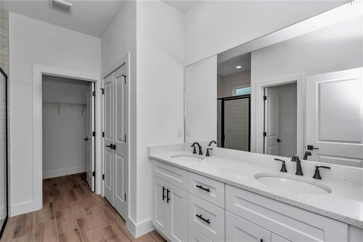 8372 134TH AVENUE — photo 30 of 48
