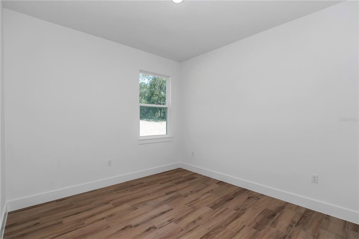 8372 134TH AVENUE — photo 7 of 48