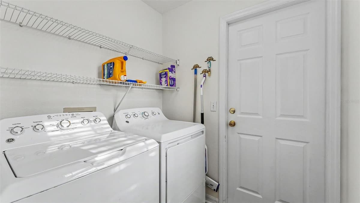 2175 STONEY POINTE DRIVE — photo 33 of 48
