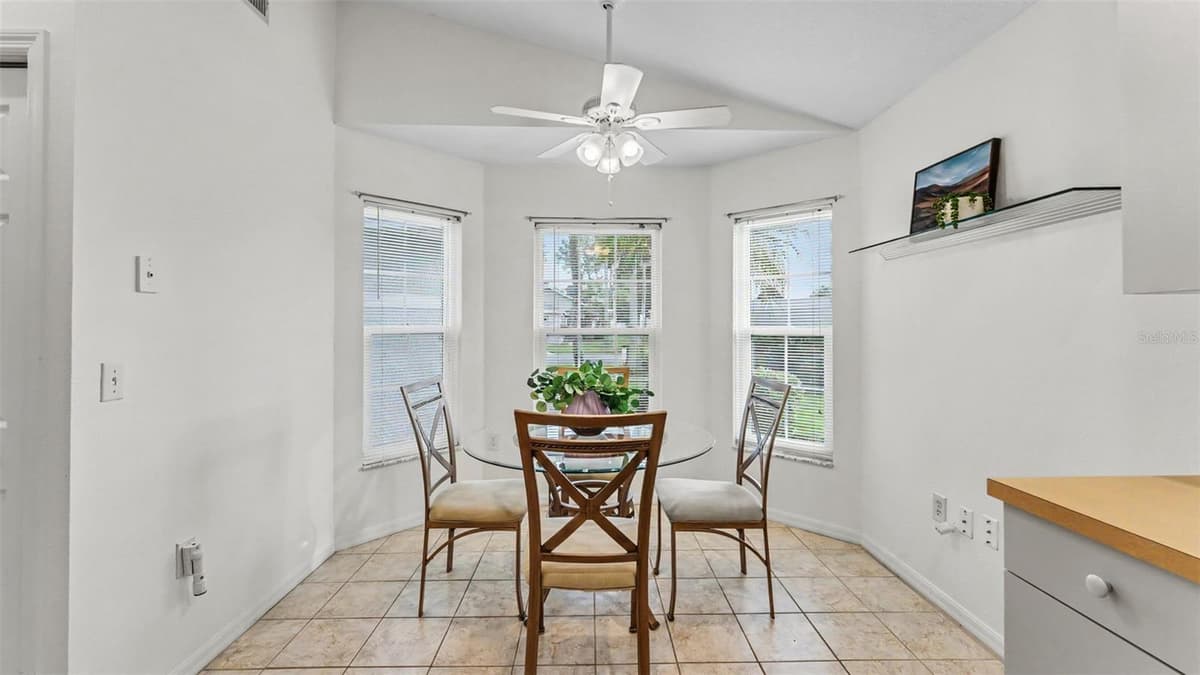 2175 STONEY POINTE DRIVE — photo 13 of 48