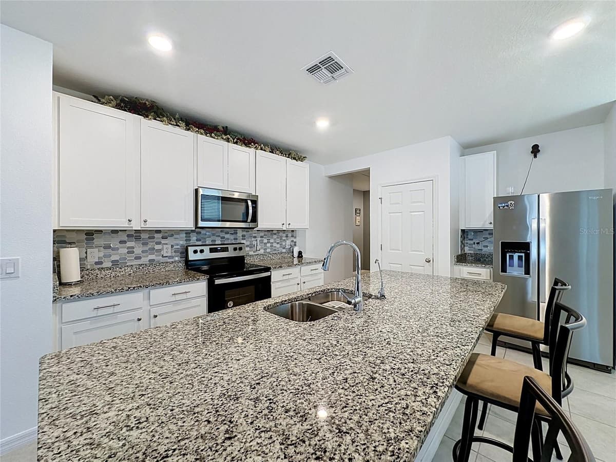 3442 MONACO LN — photo 9 of 57