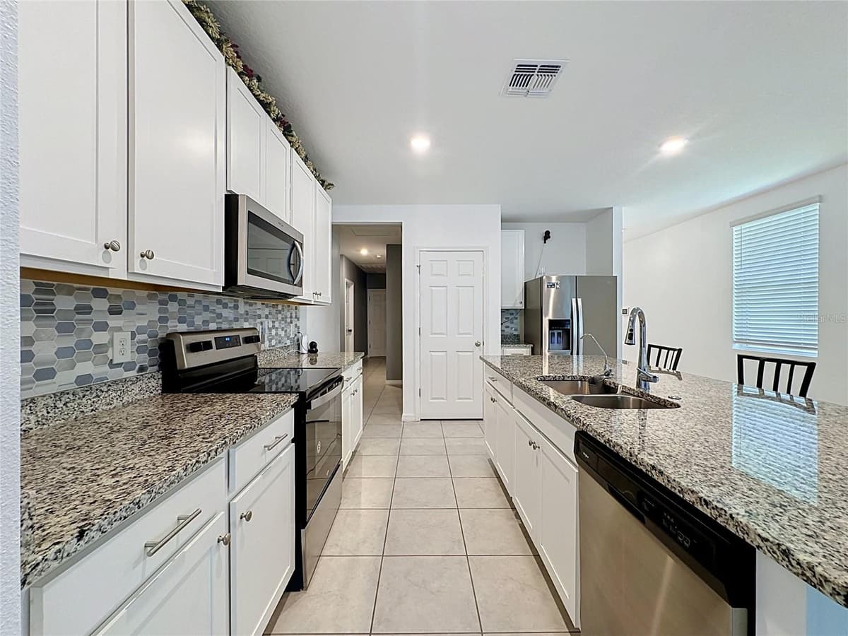 3442 MONACO LN — photo 8 of 57