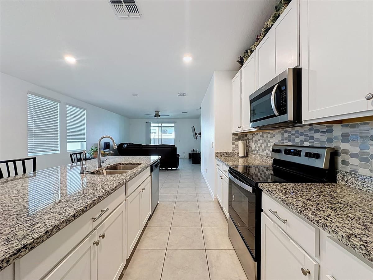 3442 MONACO LN — photo 7 of 57