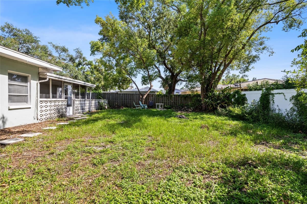 206 GUNLOCK AVENUE — photo 35 of 38