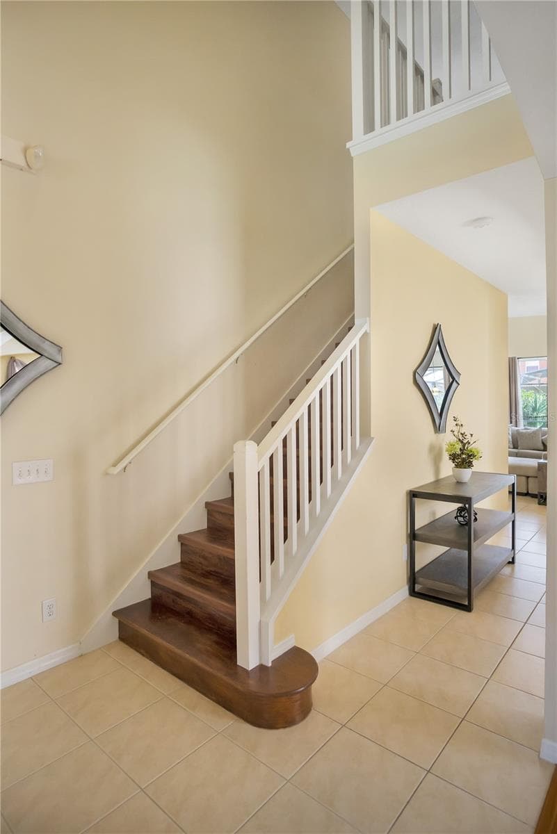 134 SEVILLA AVENUE — photo 17 of 33