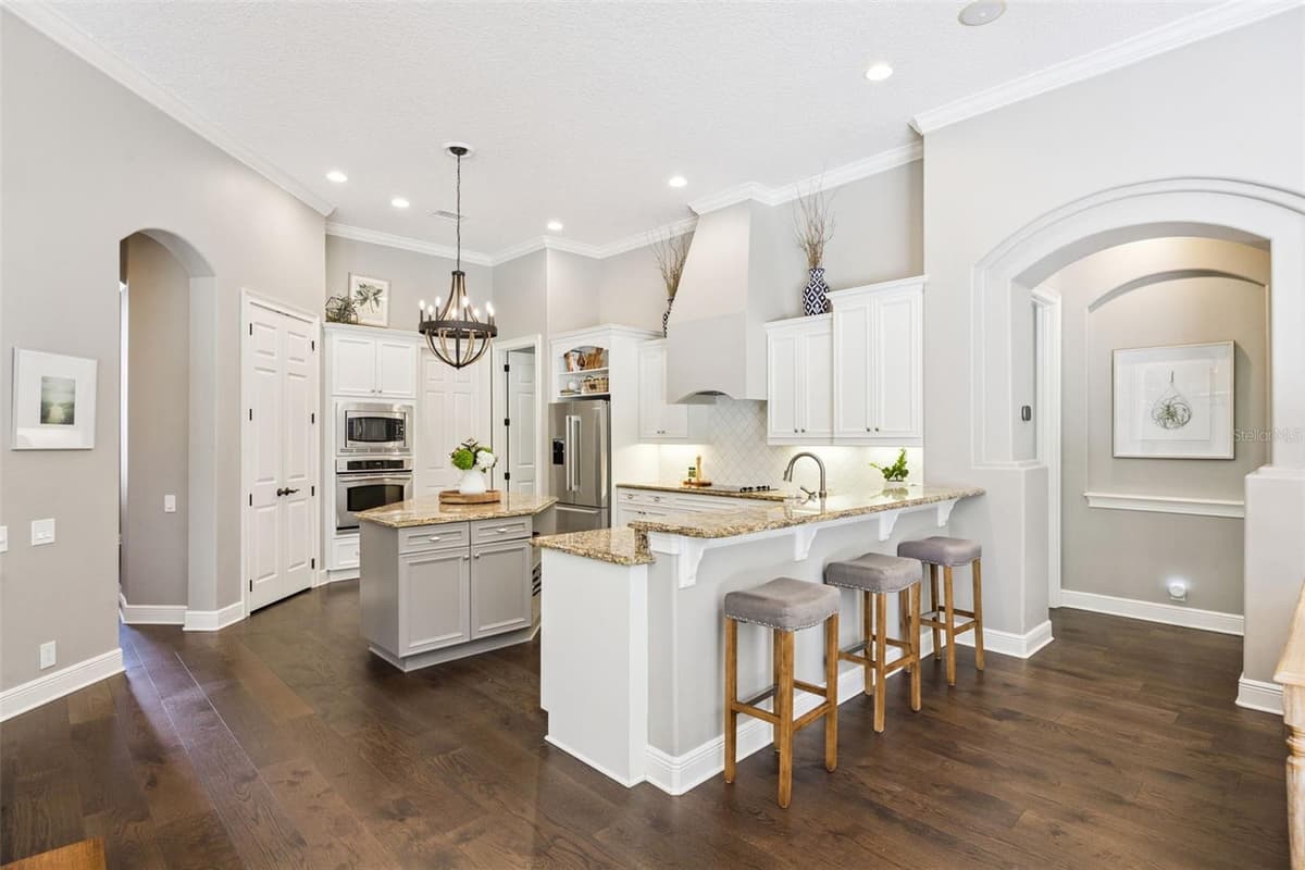 657 SHADOWMOSS CIRCLE — photo 17 of 59