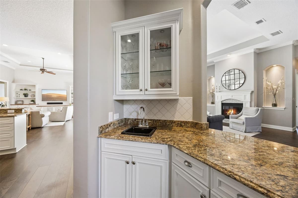 657 SHADOWMOSS CIRCLE — photo 21 of 59