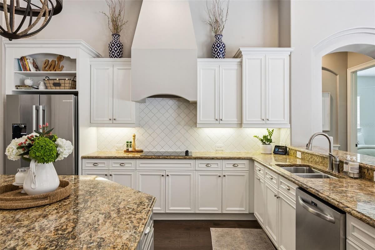 657 SHADOWMOSS CIRCLE — photo 19 of 59
