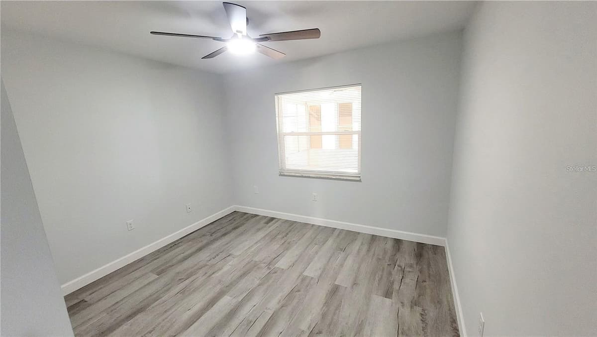 7820 JENNER AVENUE — photo 9 of 27