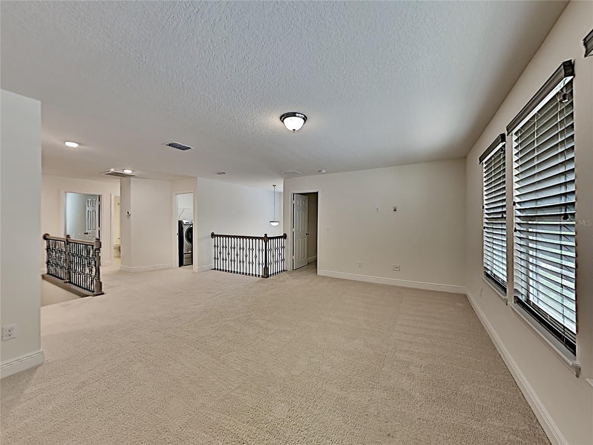8931 LOOKOUT POINTE DRIVE — photo 25 of 27
