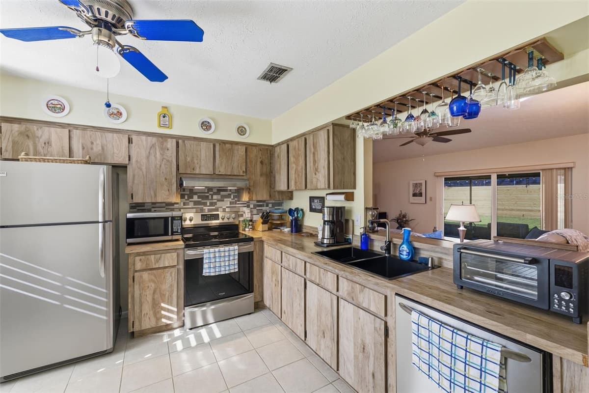 15906 CRYING WIND DRIVE — photo 11 of 36