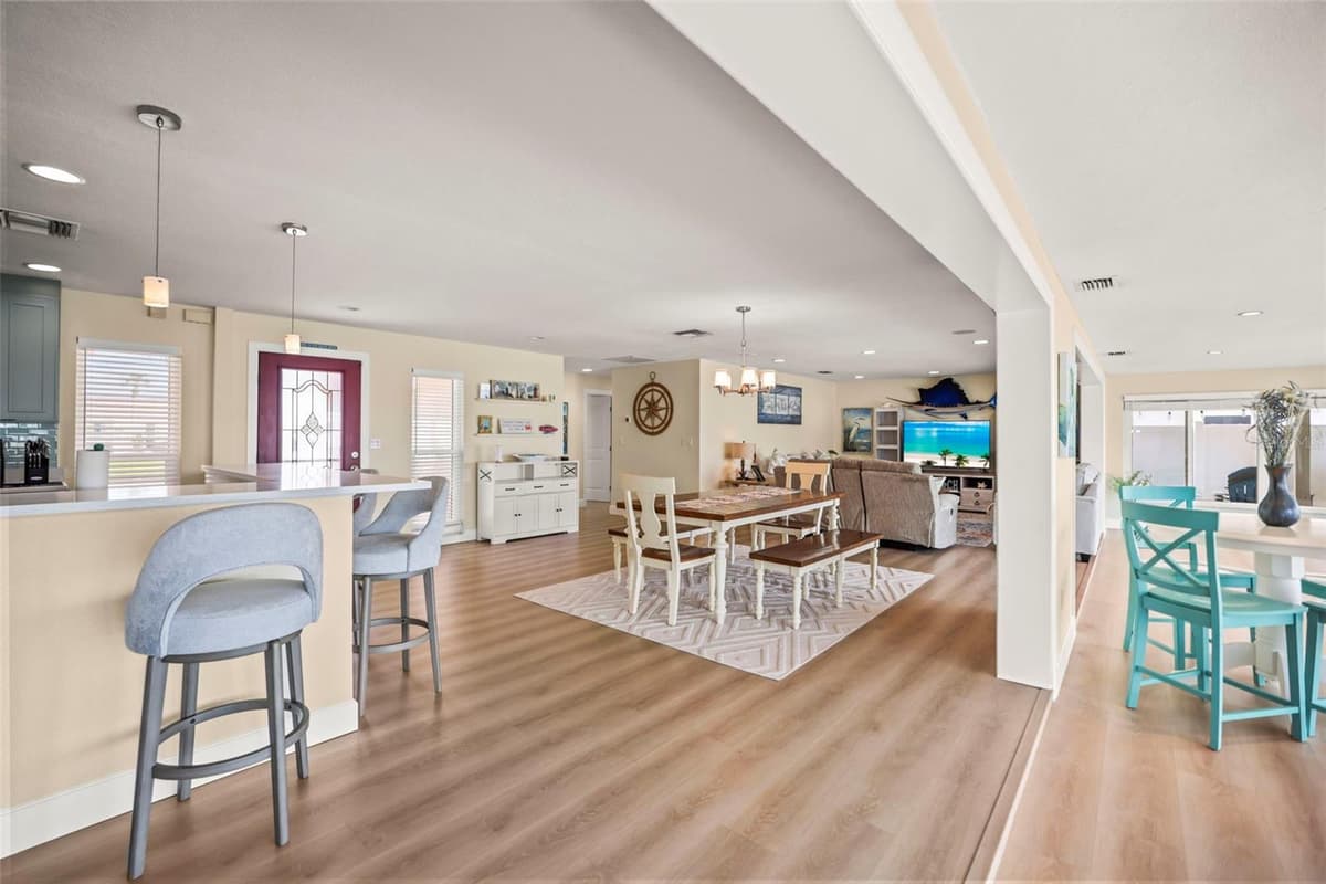 6360 2ND PALM POINT — photo 7 of 59