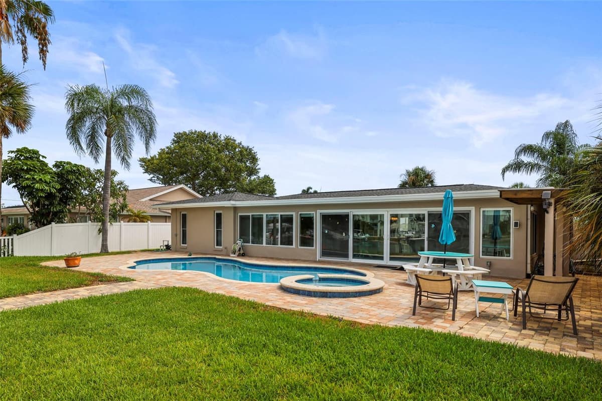 6360 2ND PALM POINT — photo 44 of 59