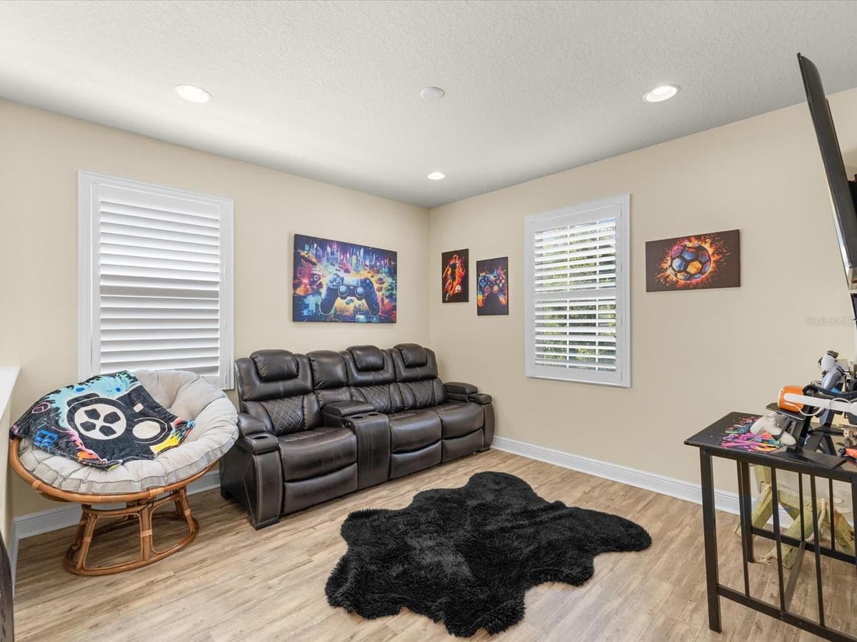 7117 PARK TREE DRIVE — photo 18 of 61