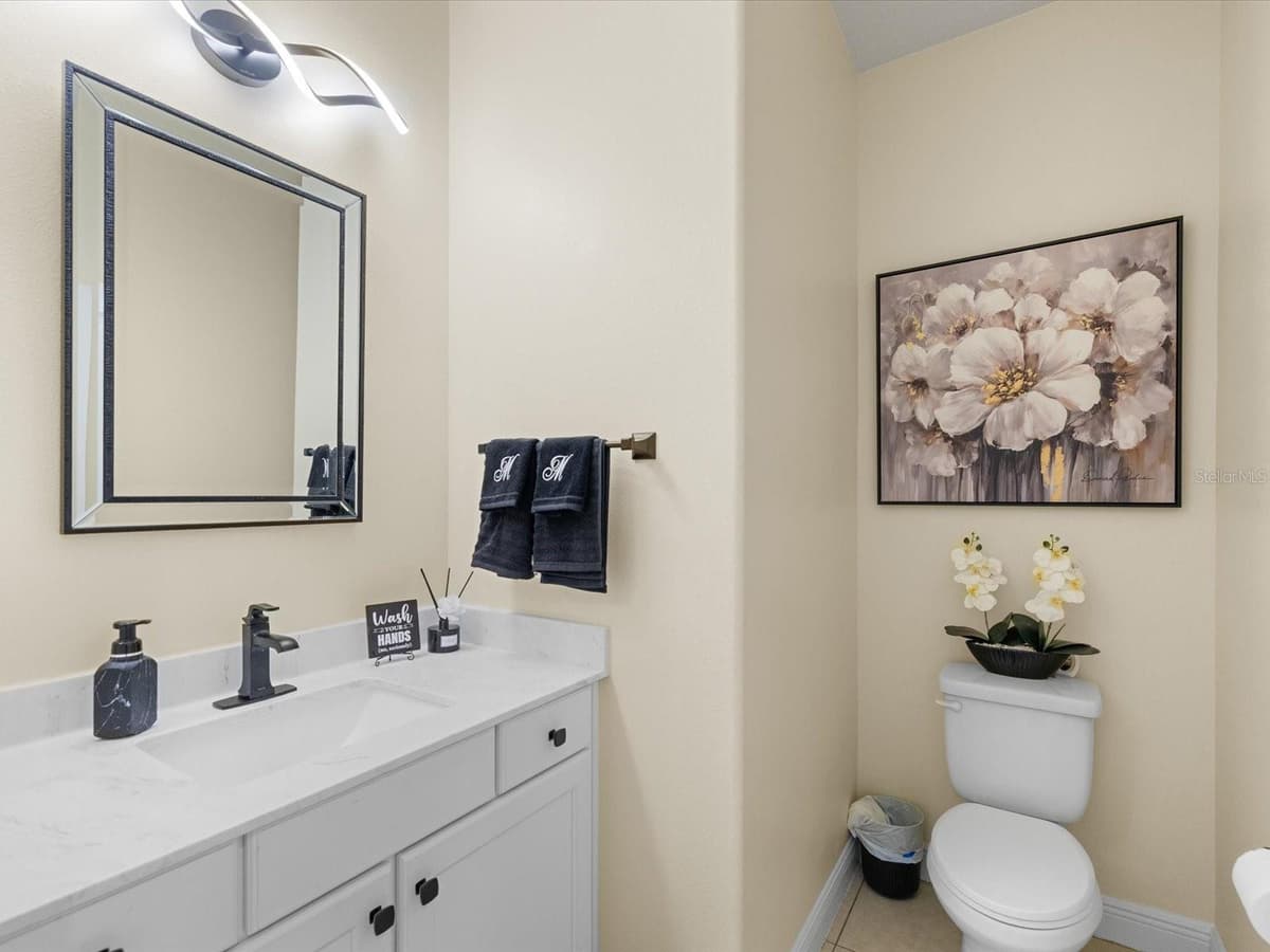 7117 PARK TREE DRIVE — photo 8 of 61