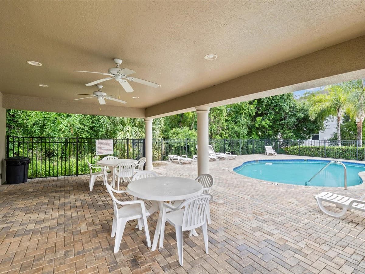 7117 PARK TREE DRIVE — photo 54 of 61