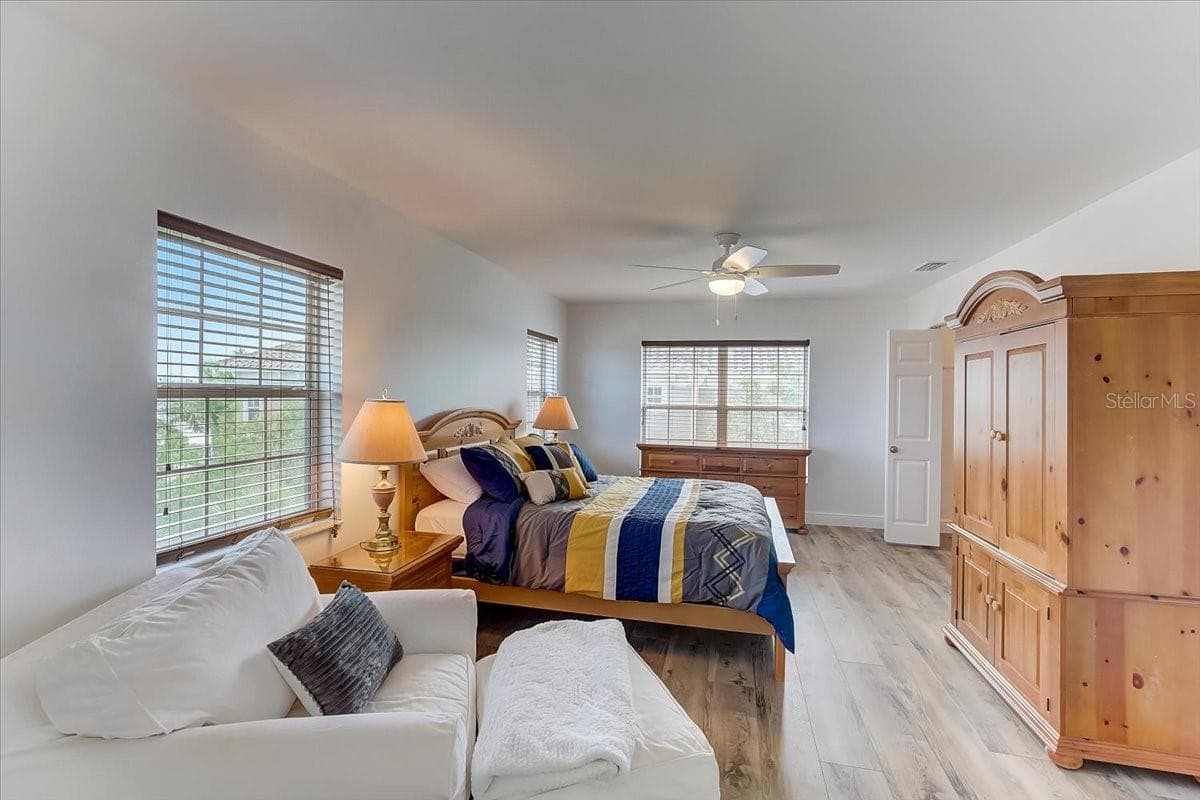 2424 BAY DRIVE — photo 18 of 29