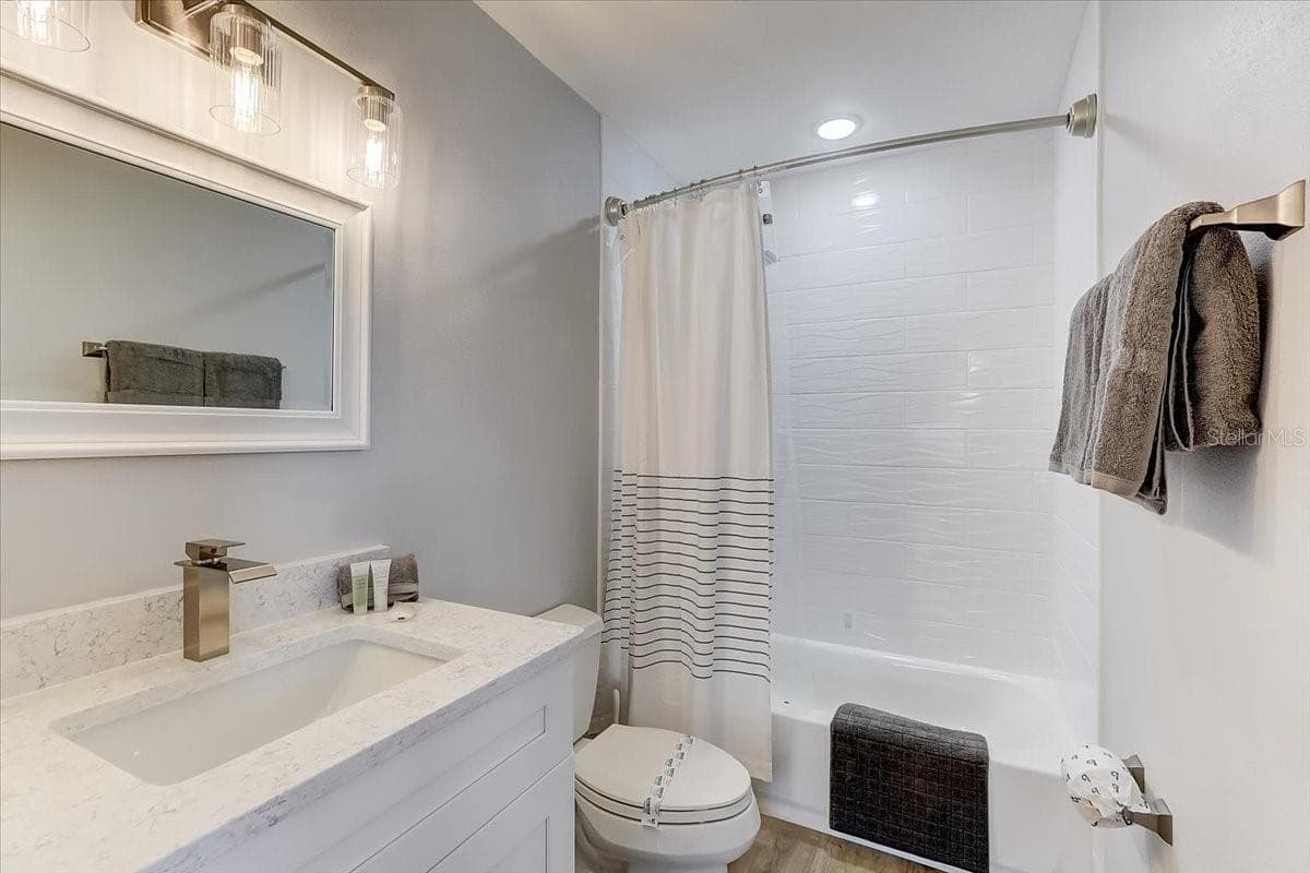 2424 BAY DRIVE — photo 20 of 29