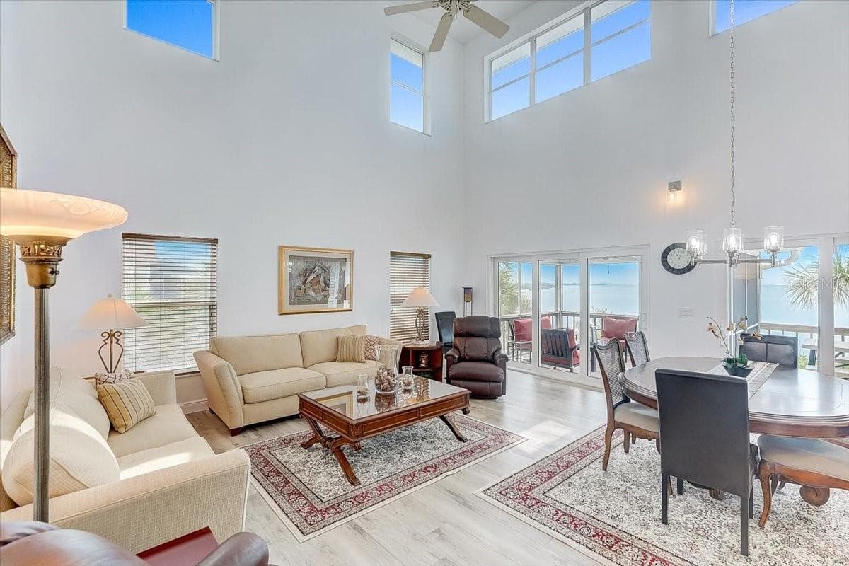 2424 BAY DRIVE — photo 7 of 29