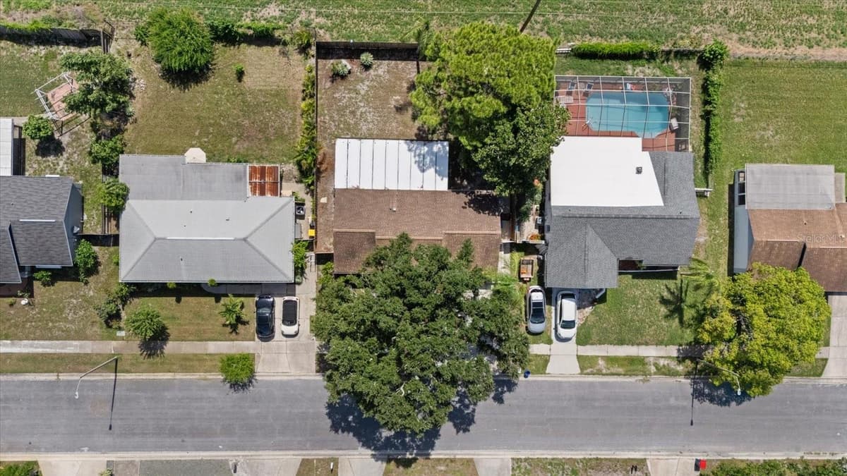 1310 MANDARIN DRIVE — photo 3 of 30