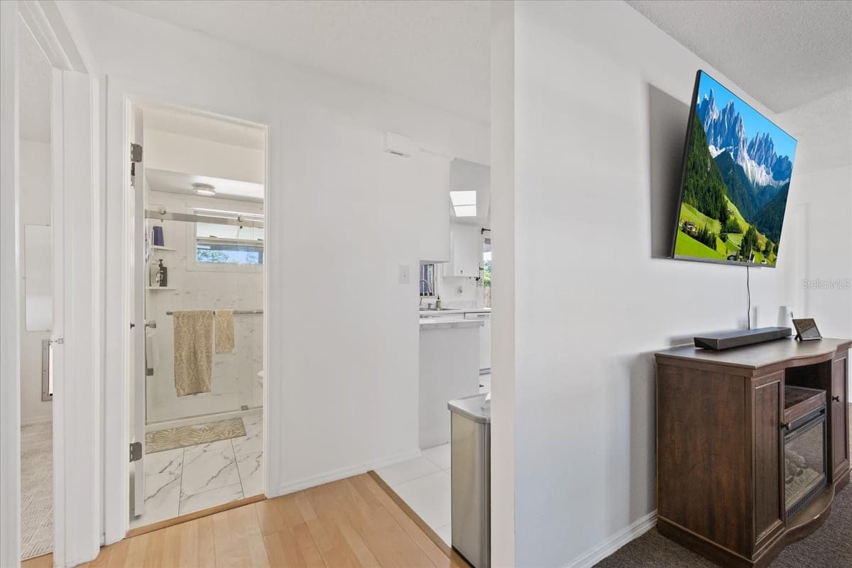 1310 MANDARIN DRIVE — photo 17 of 30