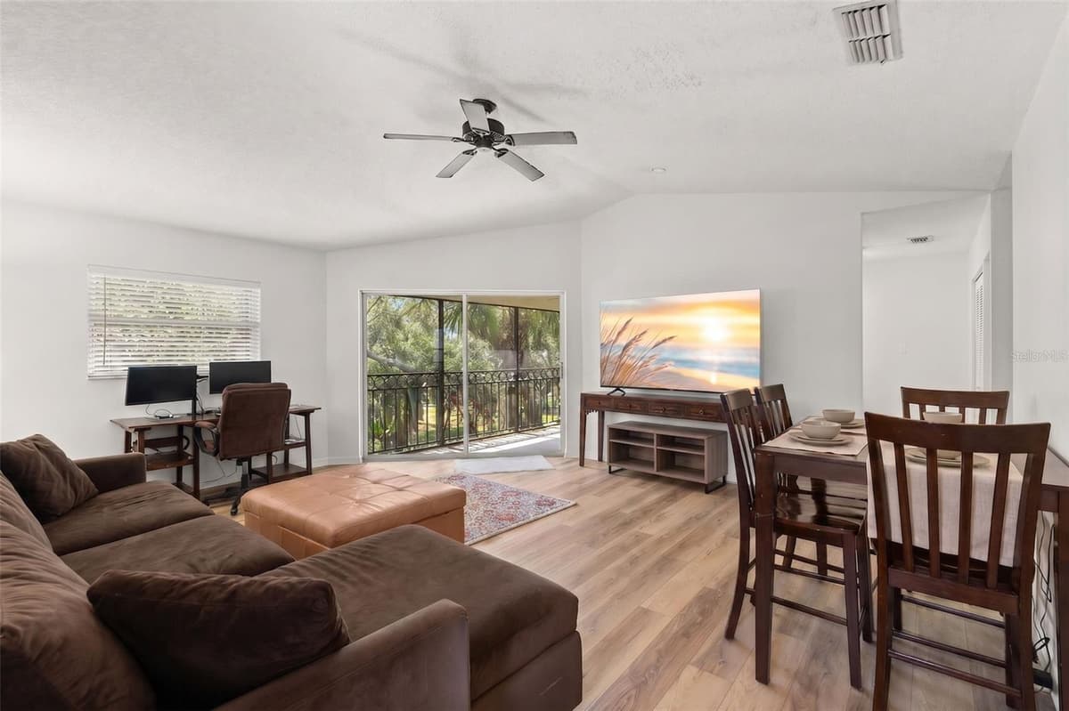 500 SANTA CRUZ PLACE — photo 4 of 25