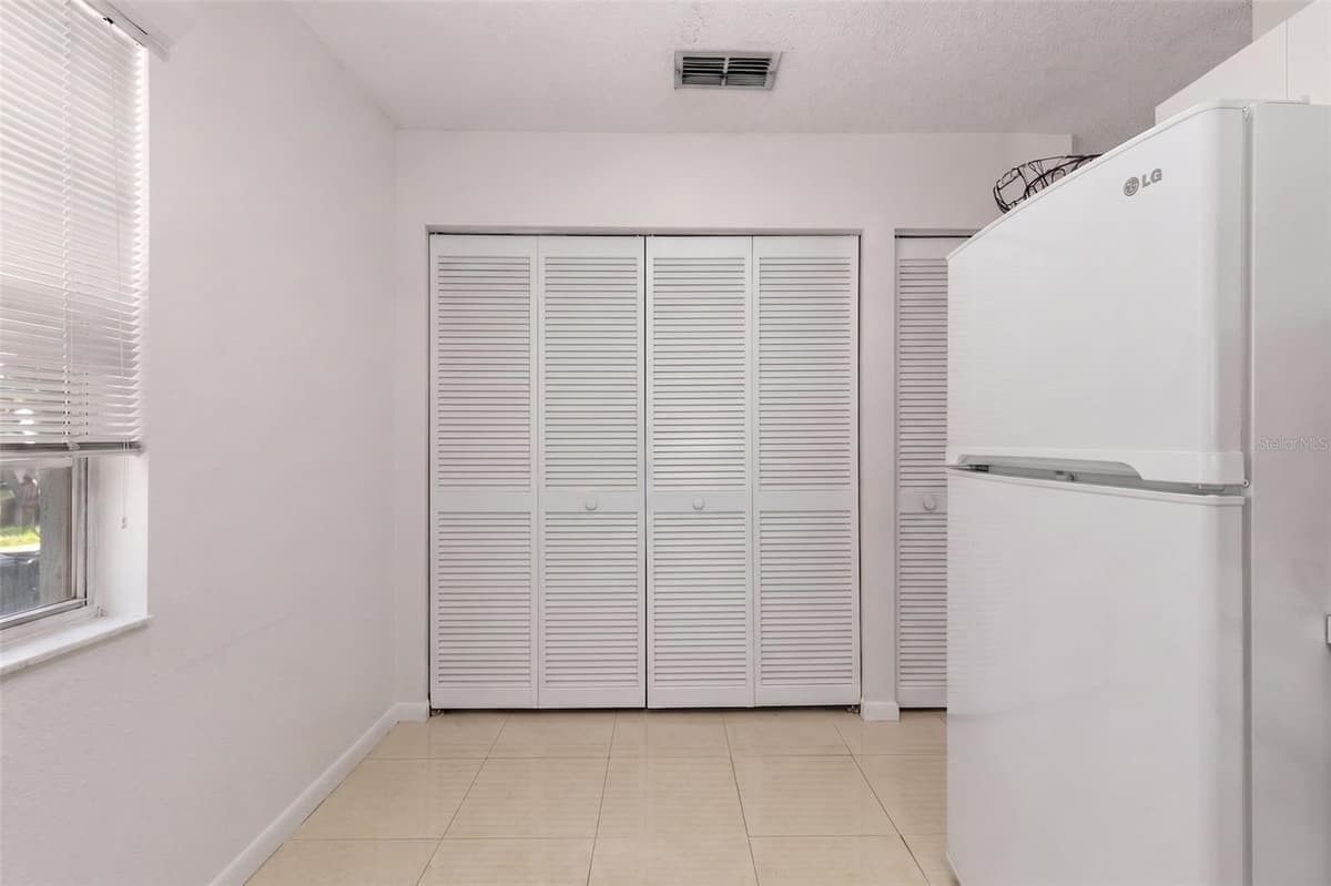 500 SANTA CRUZ PLACE — photo 11 of 25