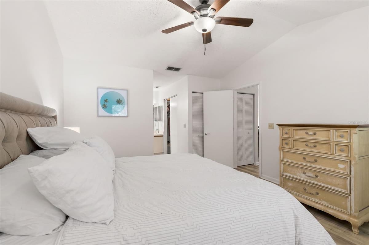 500 SANTA CRUZ PLACE — photo 16 of 25