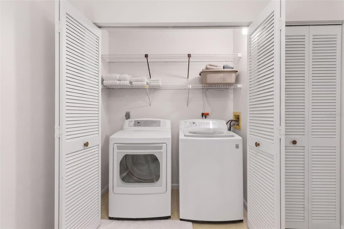 500 SANTA CRUZ PLACE — photo 12 of 25