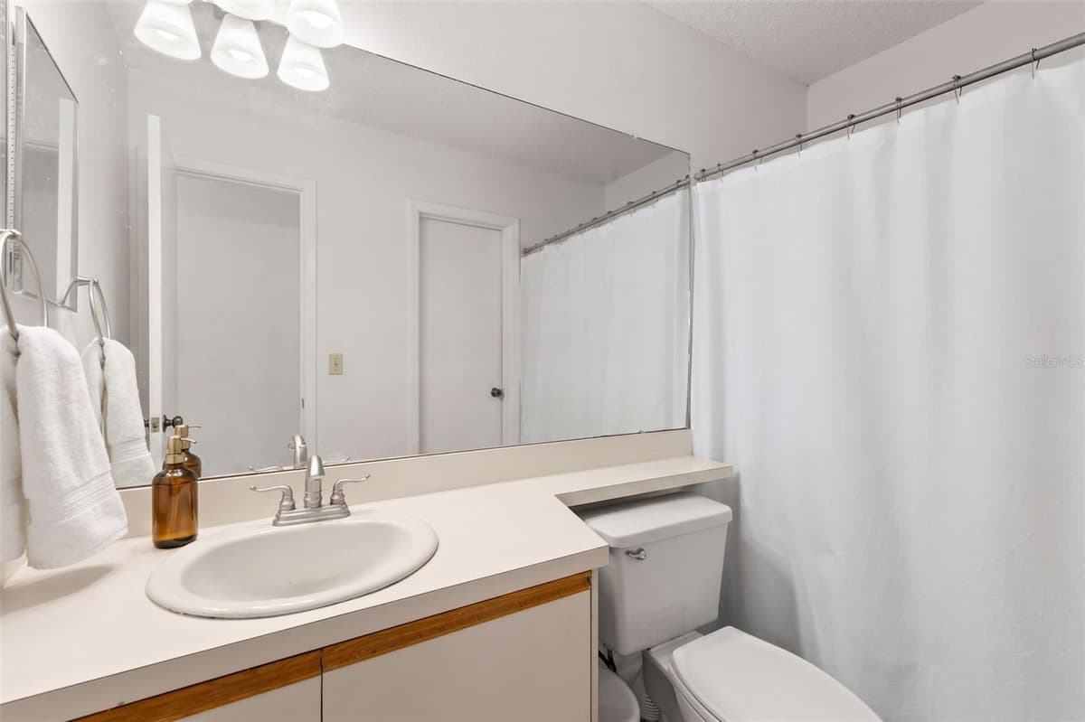 500 SANTA CRUZ PLACE — photo 21 of 25