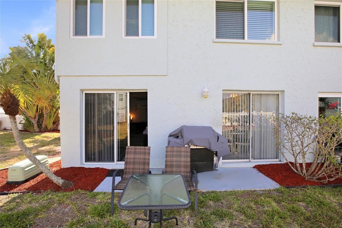 10125 MANATEE AVENUE — photo 28 of 39