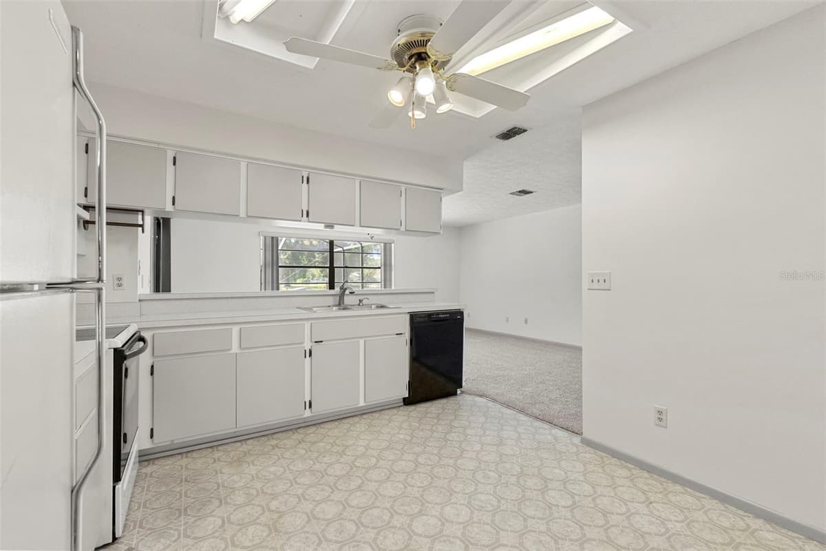 37216 ORANGE BLOSSOM LANE — photo 12 of 60