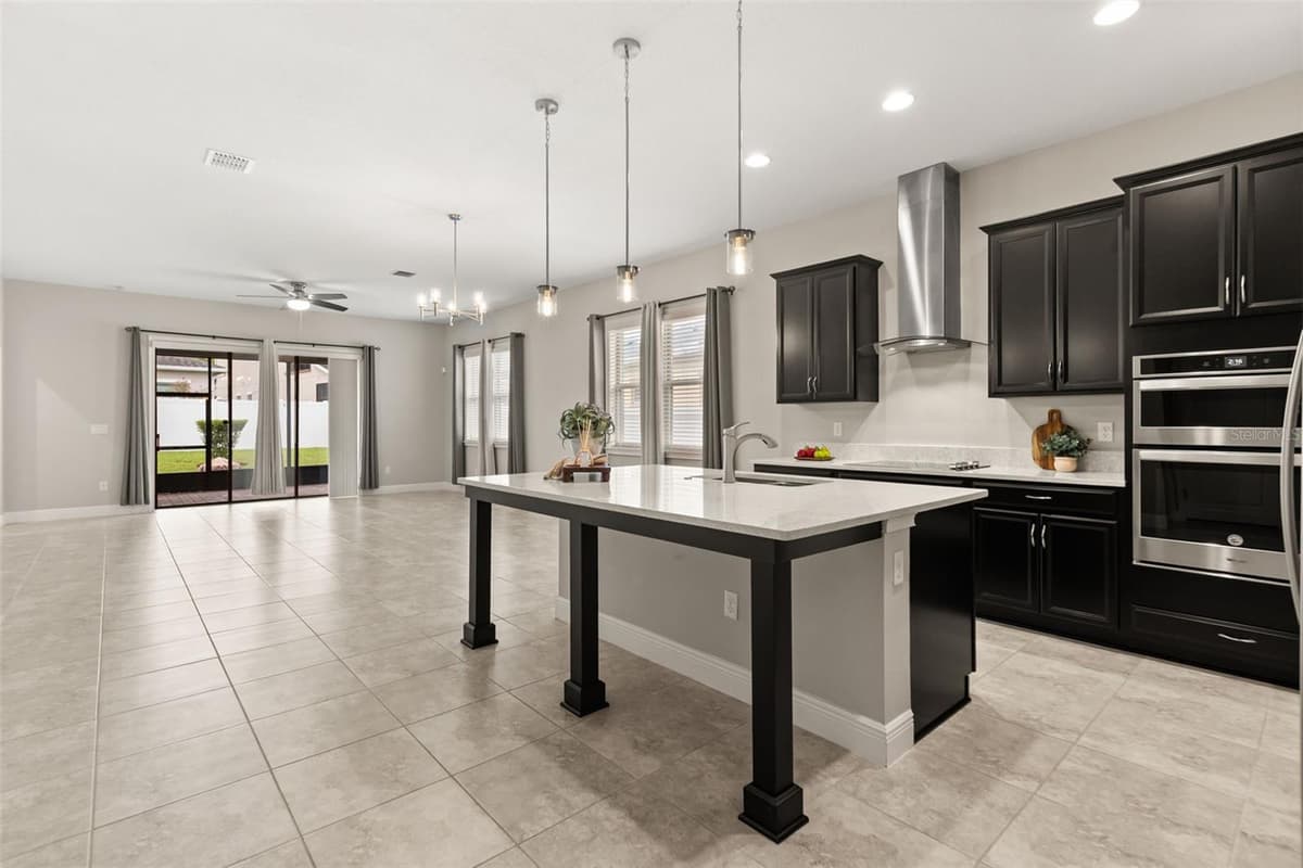 3118 RESIDENCE EAST WAY — photo 11 of 47