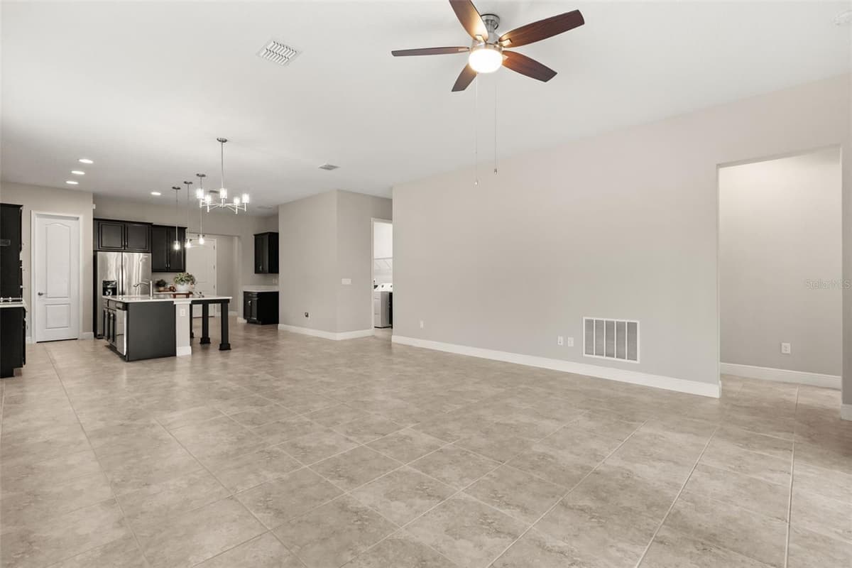 3118 RESIDENCE EAST WAY — photo 16 of 47