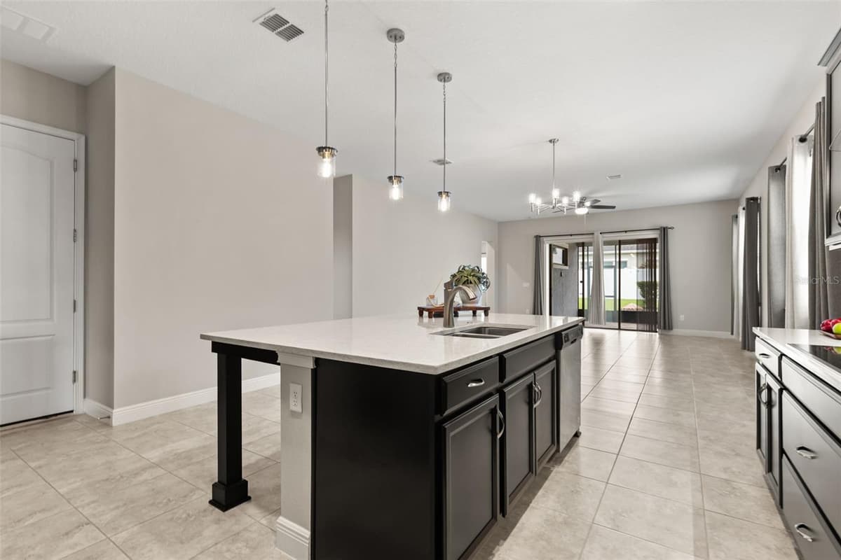 3118 RESIDENCE EAST WAY — photo 12 of 47