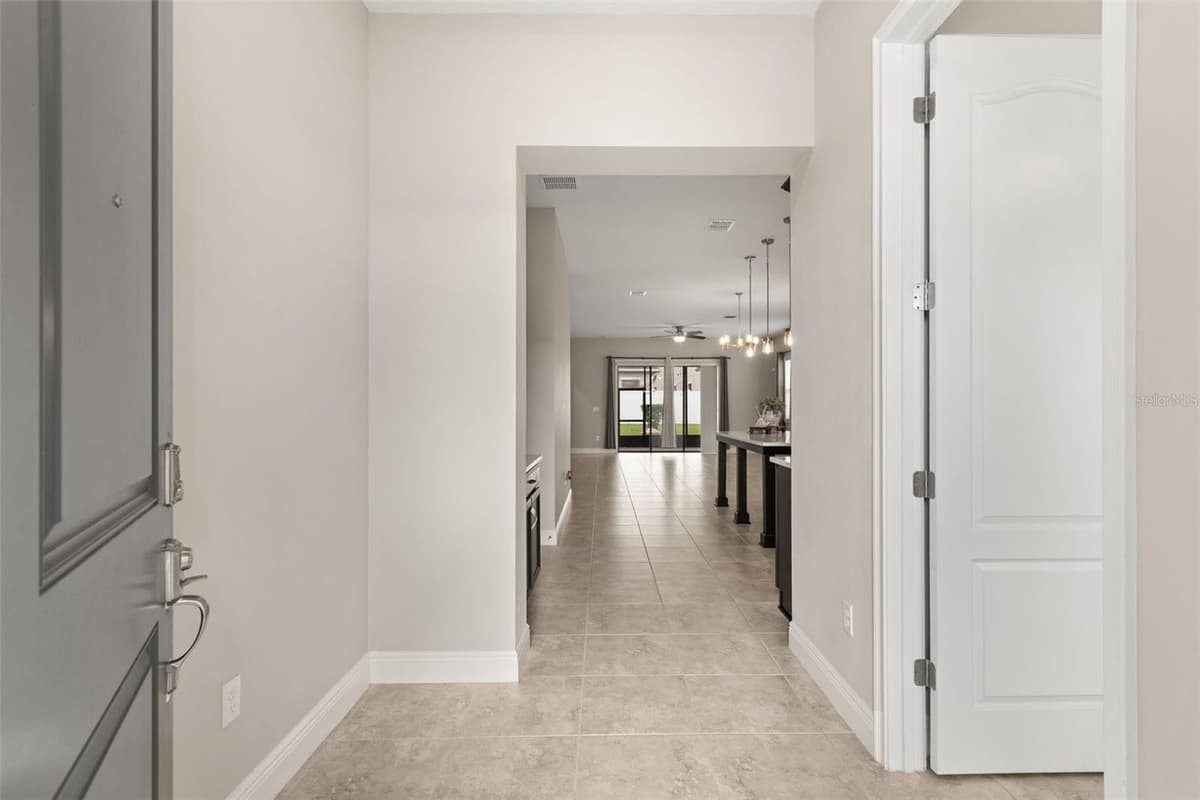 3118 RESIDENCE EAST WAY — photo 7 of 47