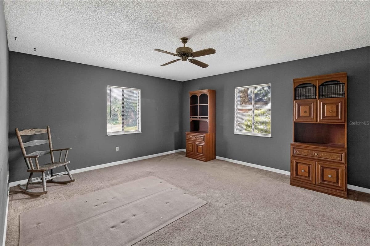 4840 LAKE CECILE DRIVE — photo 6 of 44
