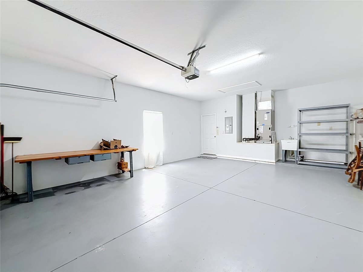 24100 PEEKSKILL STREET — photo 45 of 54