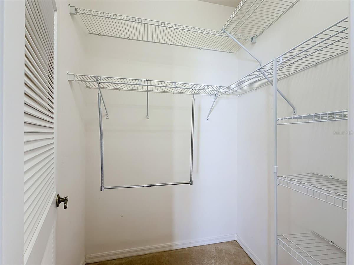 24100 PEEKSKILL STREET — photo 23 of 54