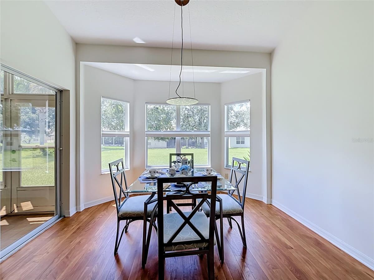 24100 PEEKSKILL STREET — photo 17 of 54