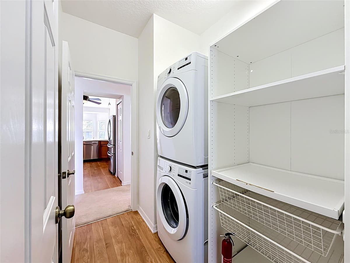 24100 PEEKSKILL STREET — photo 44 of 54
