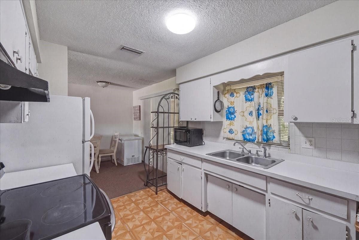 1254/1256 TANGERINE PARKWAY — photo 32 of 59