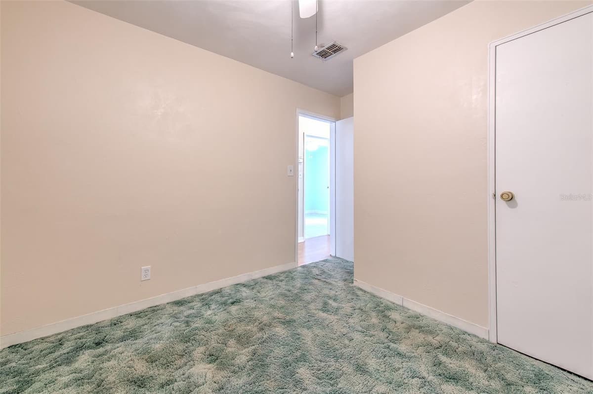 1675 TATE AVENUE — photo 28 of 32